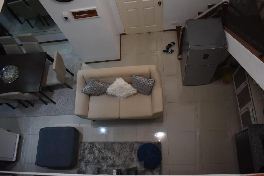 Affordable Makati Apt Manila Exterior photo