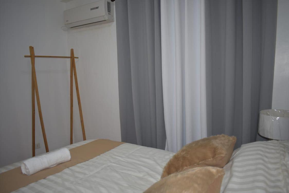 Affordable Makati Apt Manila Exterior photo