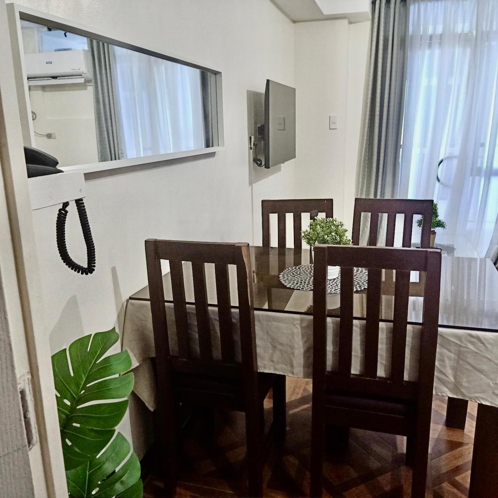 Affordable Makati Apt Manila Exterior photo